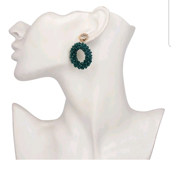 Handmade green crystal beaded earrings (2 options) - Picture 4 of 4